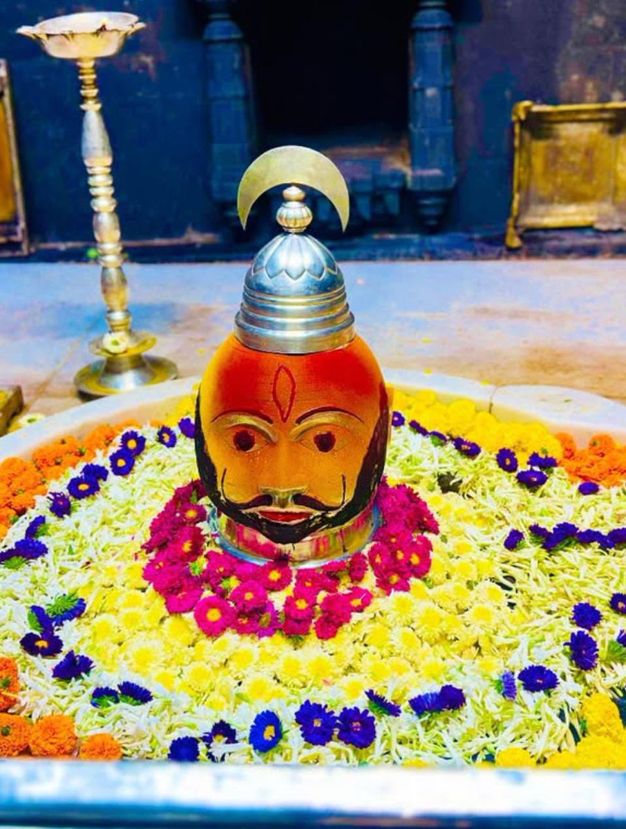 श्री त्रयम्बकेश्वर ज्योतिर्लिंग जी के आज के माध्यान्ह भोग आरती श्रृंगार दिव्य दर्शन 02.11.2025