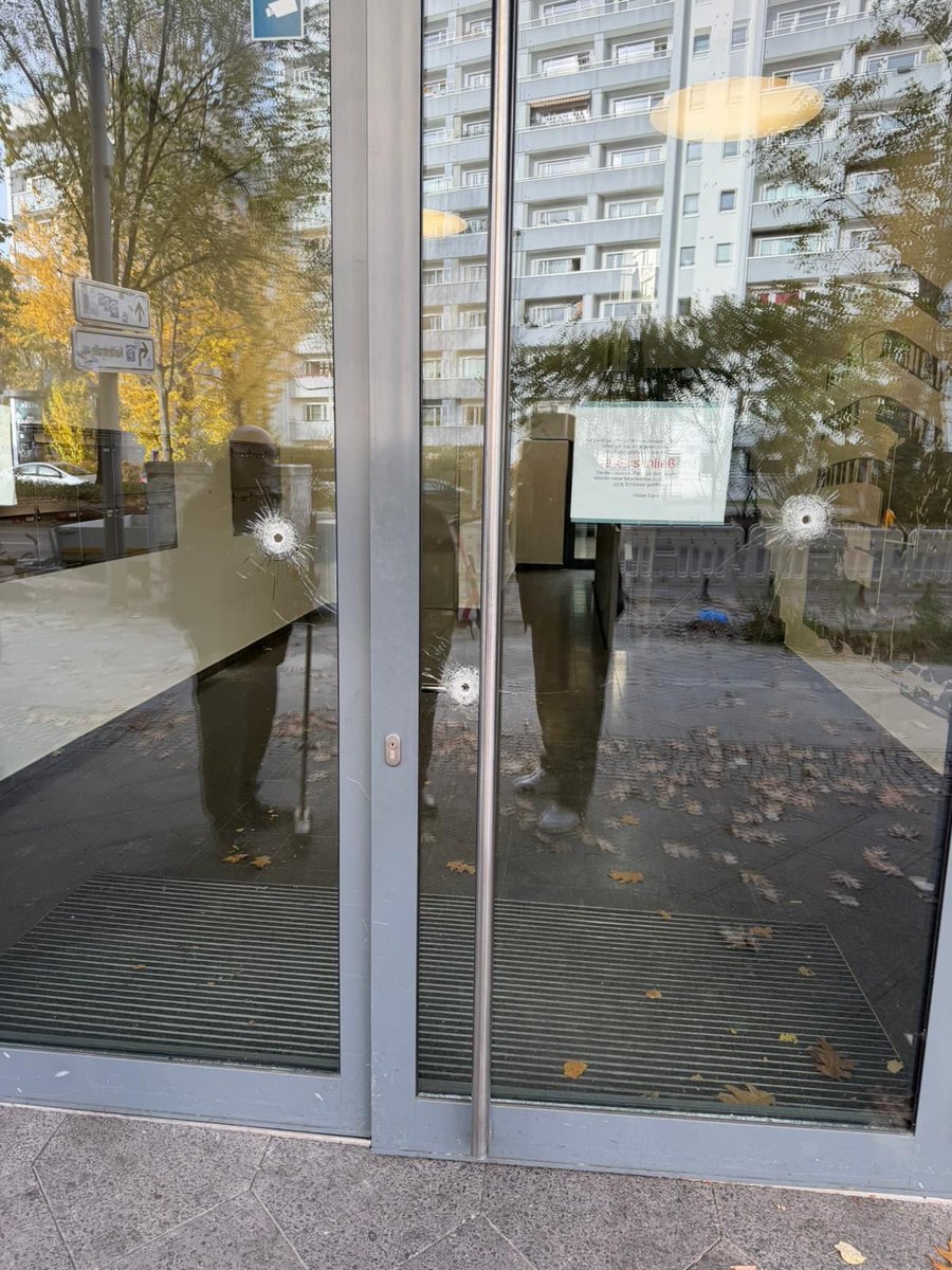 habe auf tiktok einen kommentar gelesen, indem jemand meinte, dass war <a href="/ShirinDavid/">Shirin David</a> selbst, für Promo 😭