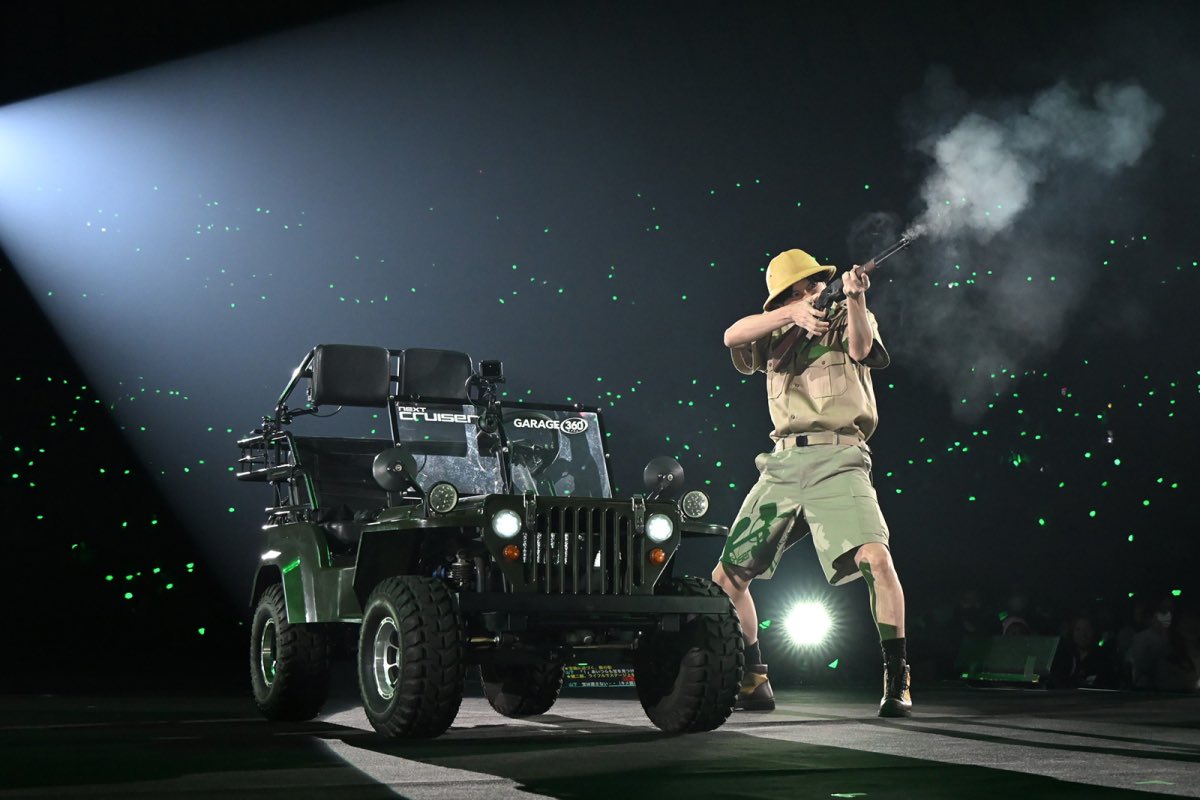 jsb3liveacc's tweet image. 📢 TRIBE FC先行は11/3(月・祝)まで
🎫 id.exfamily.jp/ticket/
#山下健二郎 のZERO BASE presents
#山フェス2026 

山下健二郎が豪華キャスト &amp;amp; ゲストの方々とともに創り出すオリジナルエンターテイメントショー！テーマは ‘～Road to the Future〜 ‘🚜

🗓️2026/1/24(土) 
📍横浜アリーナ