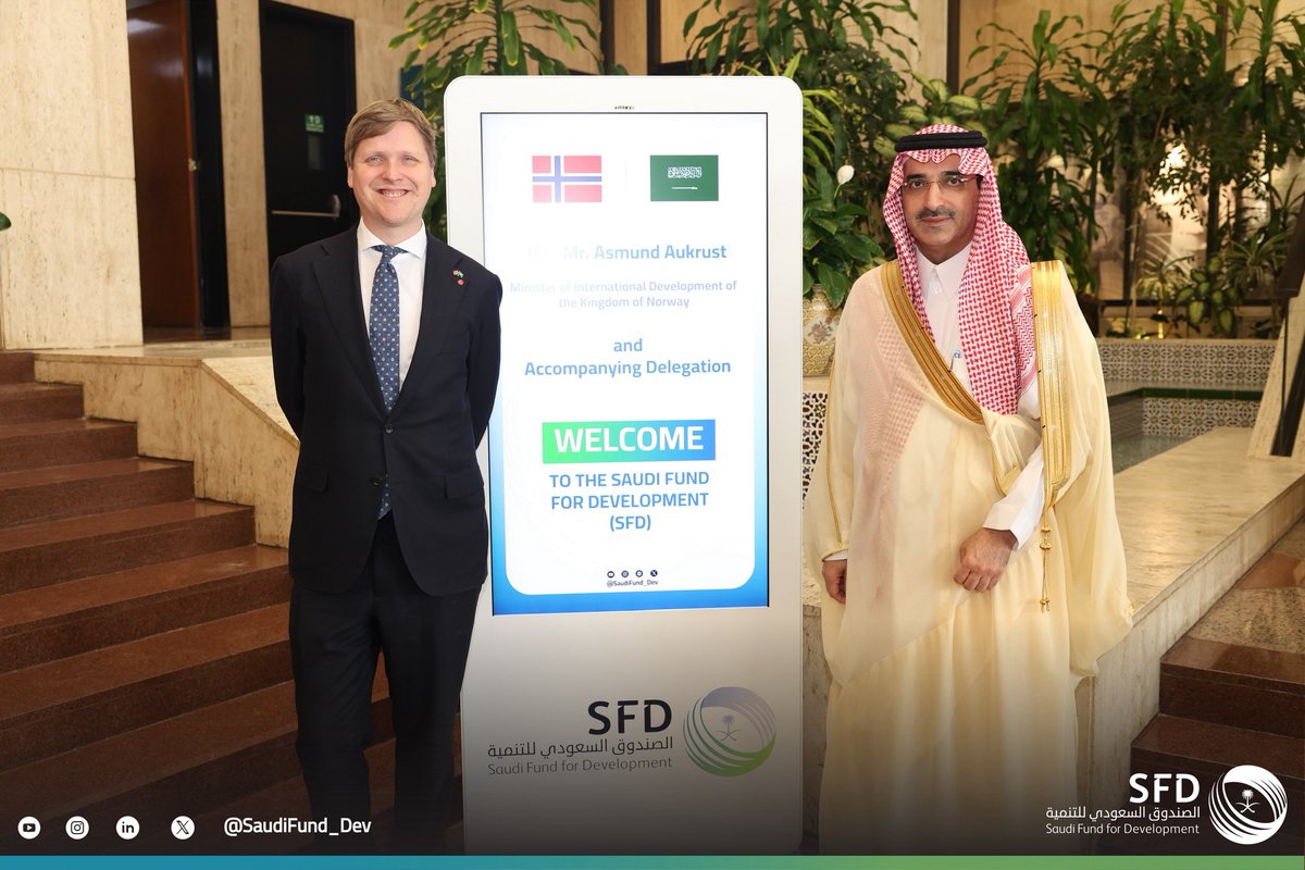 SaudiFund_Dev's tweet image. #Riyadh | #SFD CEO Mr. Sultan Al-Marshad welcomed today at the Fund’s headquarters the Minister of International Development of the Kingdom of Norway H.E. Mr. Åsmund Grøver Aukrust, and his accompanying delegation. During their meeting, avenues of development cooperation between…