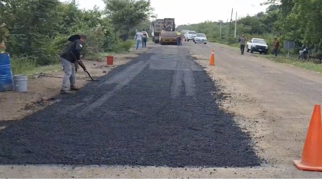 Avanza el proyecto gestionado por el diputado <a href="/luisorte1979/">Luis Enrique Ortega Sánchez</a>, para el mantenimiento y construcción de la carretera Choluteca–San Marcos de Colón, una obra ejecutada por la <a href="/SITHonduras/">Secretaría de Infraestructura y Transporte</a>, que representa progreso, conexión y desarrollo para las familias de la zona sur.