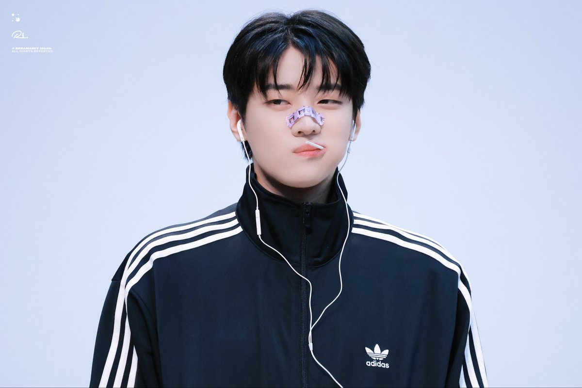 251102 사운드웨이브 대면팬싸

#재찬 #JAECHAN
#DKZ #디케이지