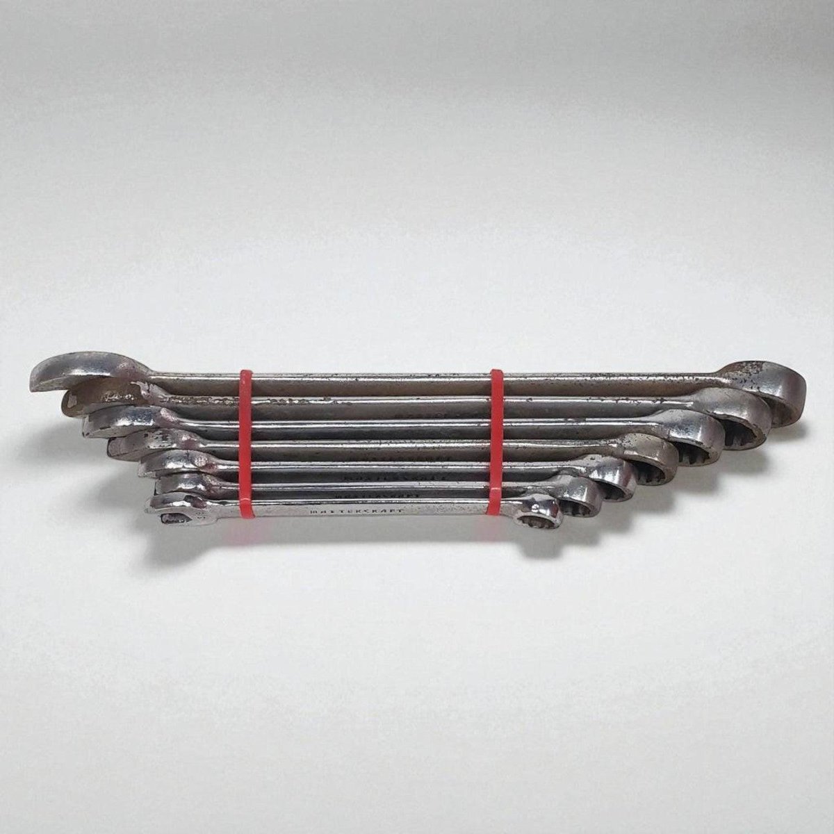 arlissbryant's tweet photo. Vintage Mastercraft Combination Wrench Set – 7pc, 3/8" to 3/4" https://t.co/whbomQAbn8 #woodstove #ChickenDaddy #Etsy #signs #chickencoop #Angled-Wrenches https://t.co/IqLUdZN32K