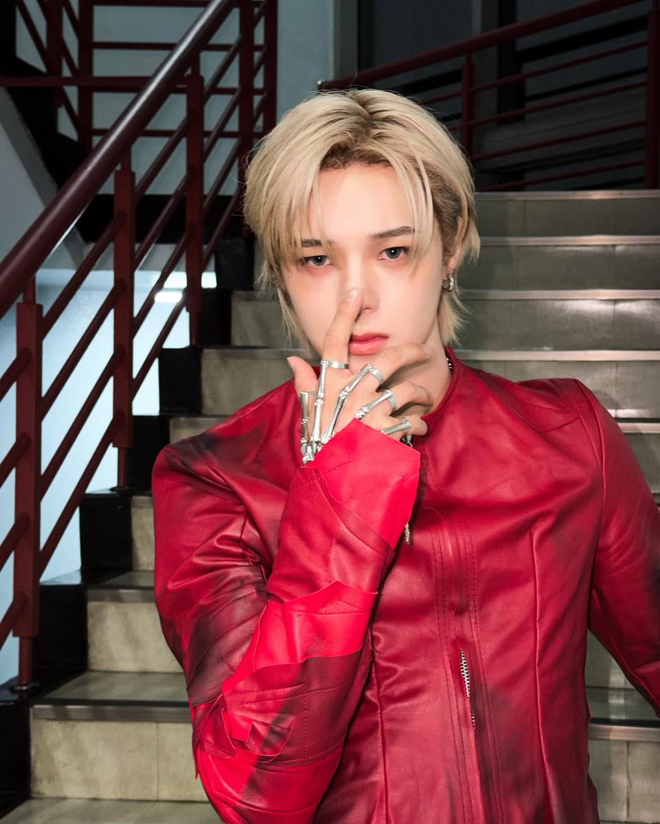 kumafilez's tweet image. #kuma ig update ❤️🩶
#フウマ #후마 #ケイ #케이