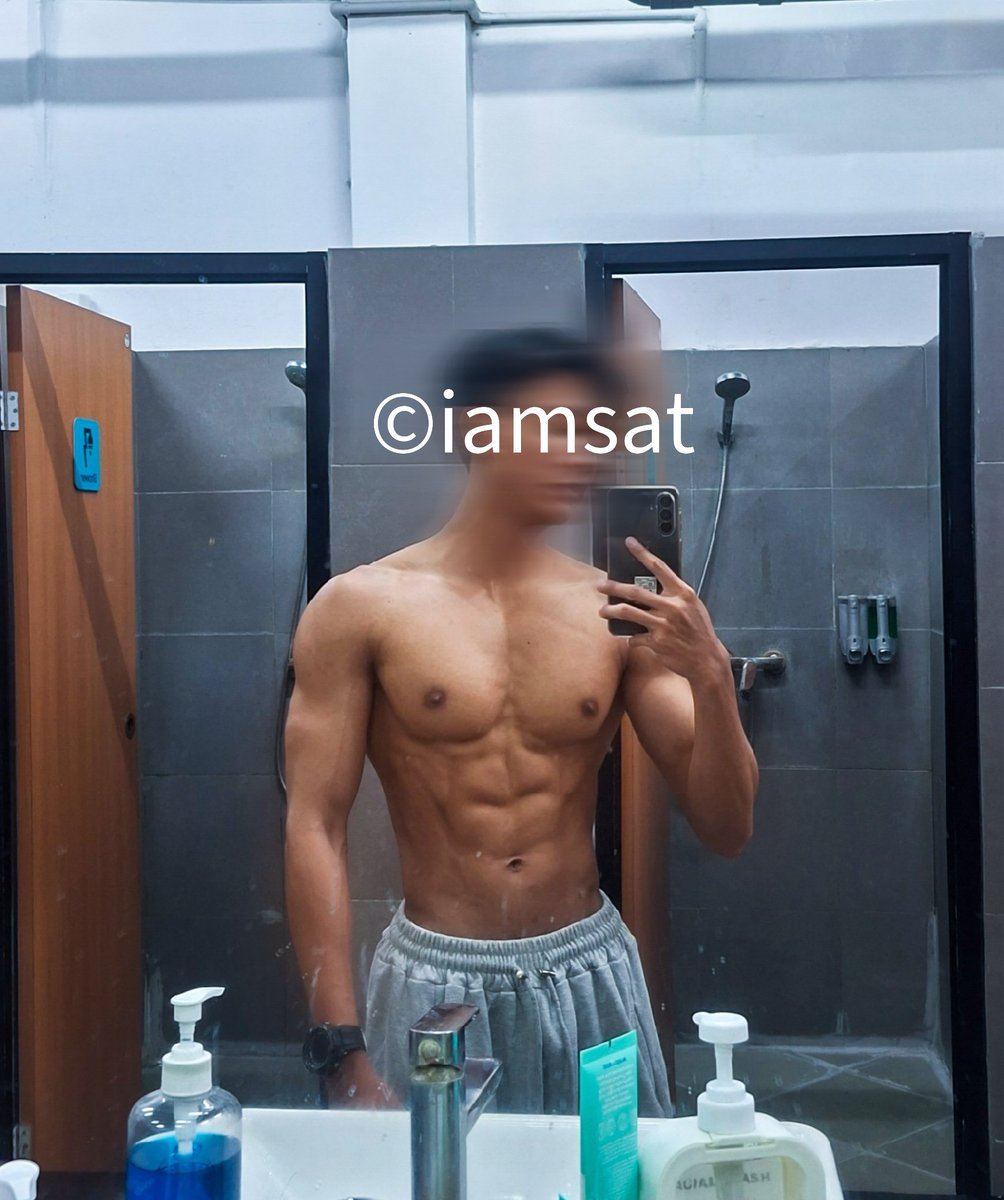 Nyempetin gym di tengah dar der dor kehidupan.