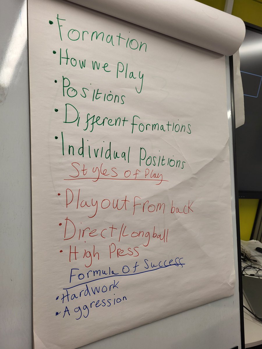 CarbrainFC2011s's tweet photo. Carbrain Clarets theory session on Thursday evening before a 5s tournament.  The boys taking the lead in this session, penning on the flip chart what they wanted to discuss with the coaches. https://t.co/yLOedECaMq