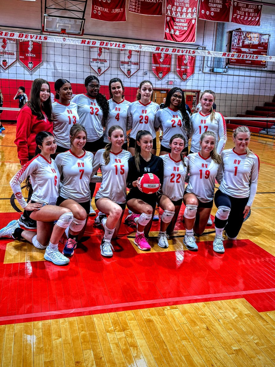 On Monday, RV [12] will face CHE [5] in the First Round of the NJSIAA Playoffs. 
Come out and support our girls…
🗓️11/03
📍CHE
⏰5 pm
We hope to see you there‼️