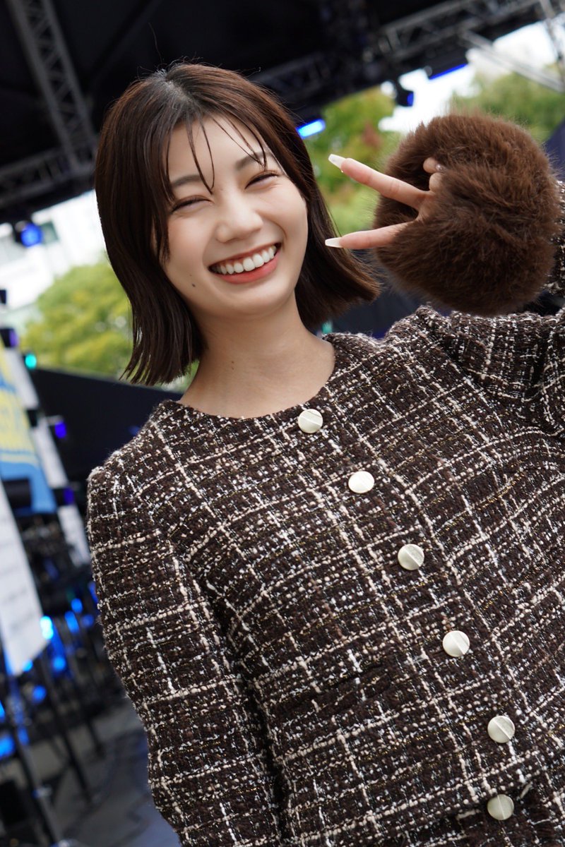 ayakatakamoto_'s tweet photo. 11月2日「あつぎミュージックフェスティバル」で
MCを務めさせていただきました🎤✨
初めてのMCで緊張しましたが、
竹山さんのおかげで楽しく進行できました☺️
アーティストの皆さんのステージも最高でした！
また厚木に行きたいです🌸
ありがとうございました🥰 https://t.co/L8iZ9XhmxO