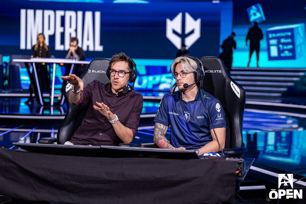 PimpWinneche's tweet image. There was roughly 10-15 million people playing Counter Strike yearly when I was a pro player. 

At my worst I was a top 40-50 player in the world. At my best 20-30. 

Let’s go with 40th.

That’s top 0.000.3% 

Remember that next time you try to tell me I sucked as a pro.