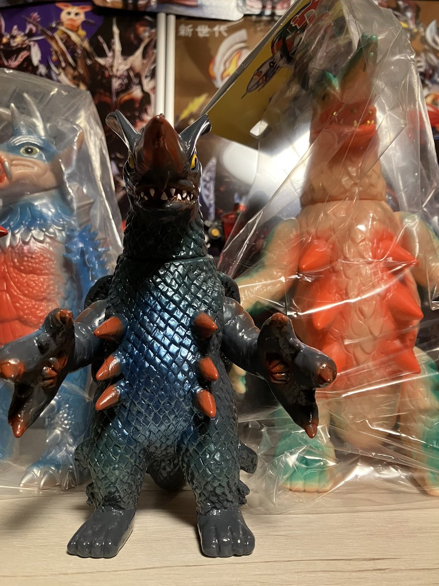 まんじ＠怪獣引退 on X