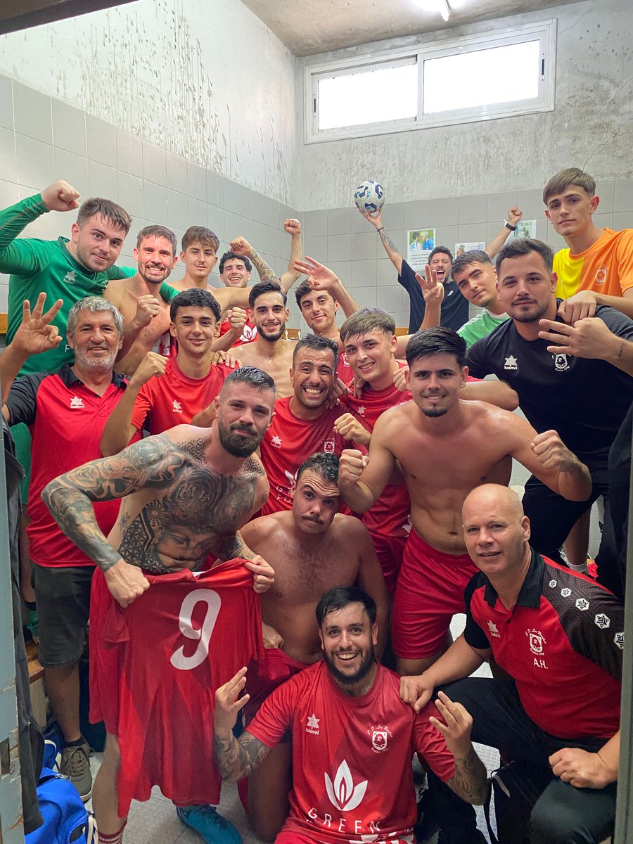 🔚FINAL🥅
SENIOR 4-3 Dingo Sport
⚽Adri Gómez
⚽Jesús Torres
⚽⚽Víctor
#NuevoComienzoMismaPasión 
#SienteElRojo 
#CDLRdesde1994