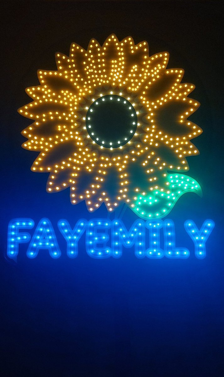 ว่าแล้วก็เอามาตรวจสภาพซะหน่อย..
ไฟยังแจ่มว๊าวพร้อมออกงาน✌️🌻

#FayePeraya #ฝ้ายพีรญา