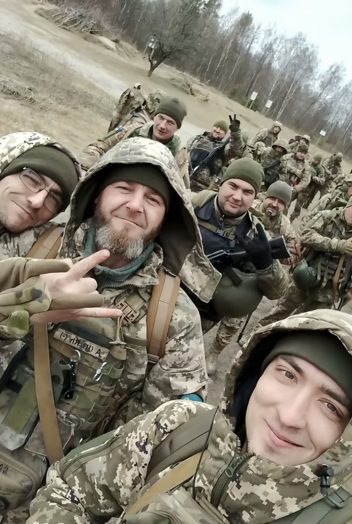 ukrainiansquad's tweet image. God bless these brave warriors who still fighting for their Freedom ❤️