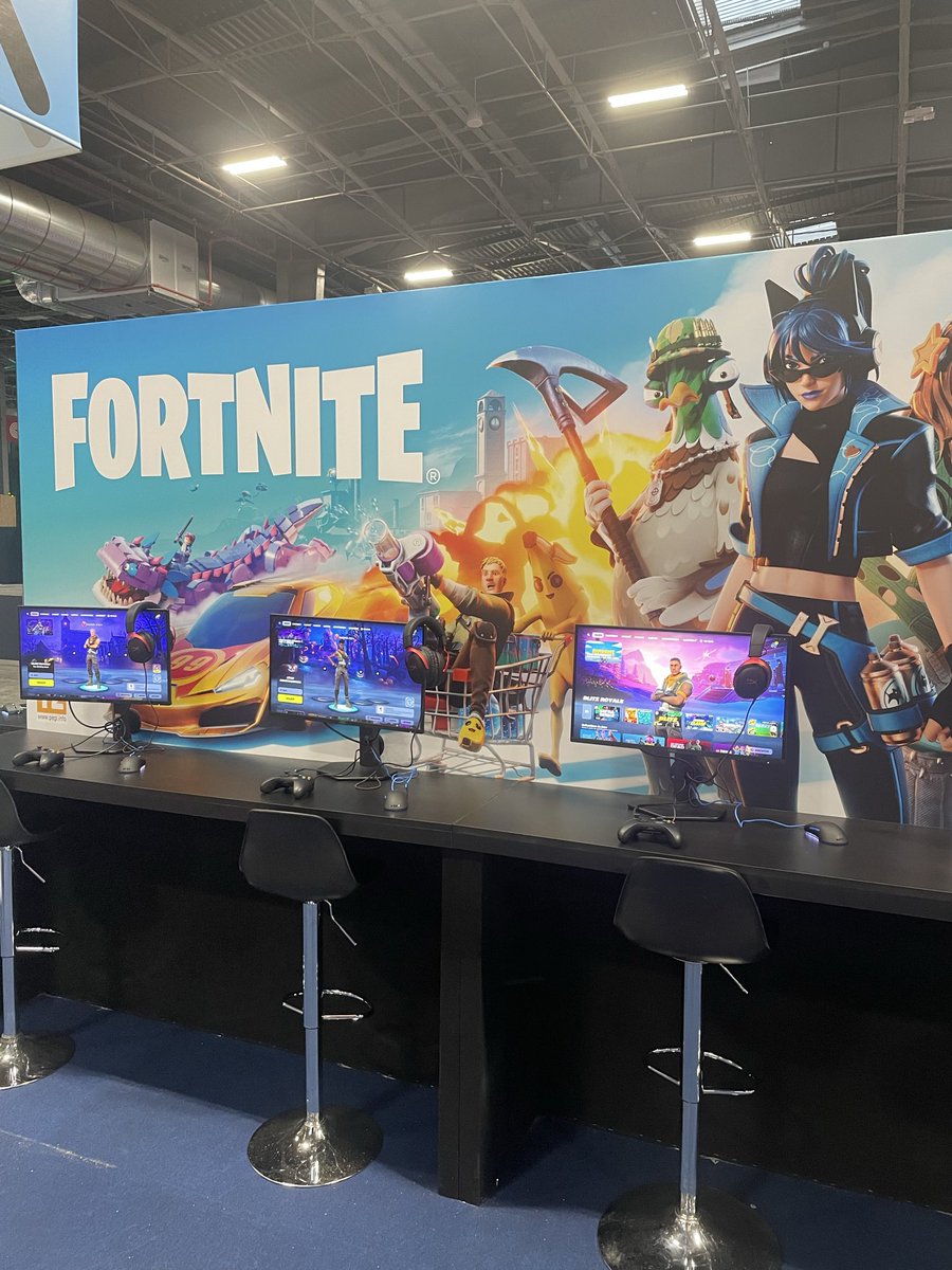 cis0r's tweet image. Fin de PGW pour moi c’était très cool de croiser tout le monde ✌️