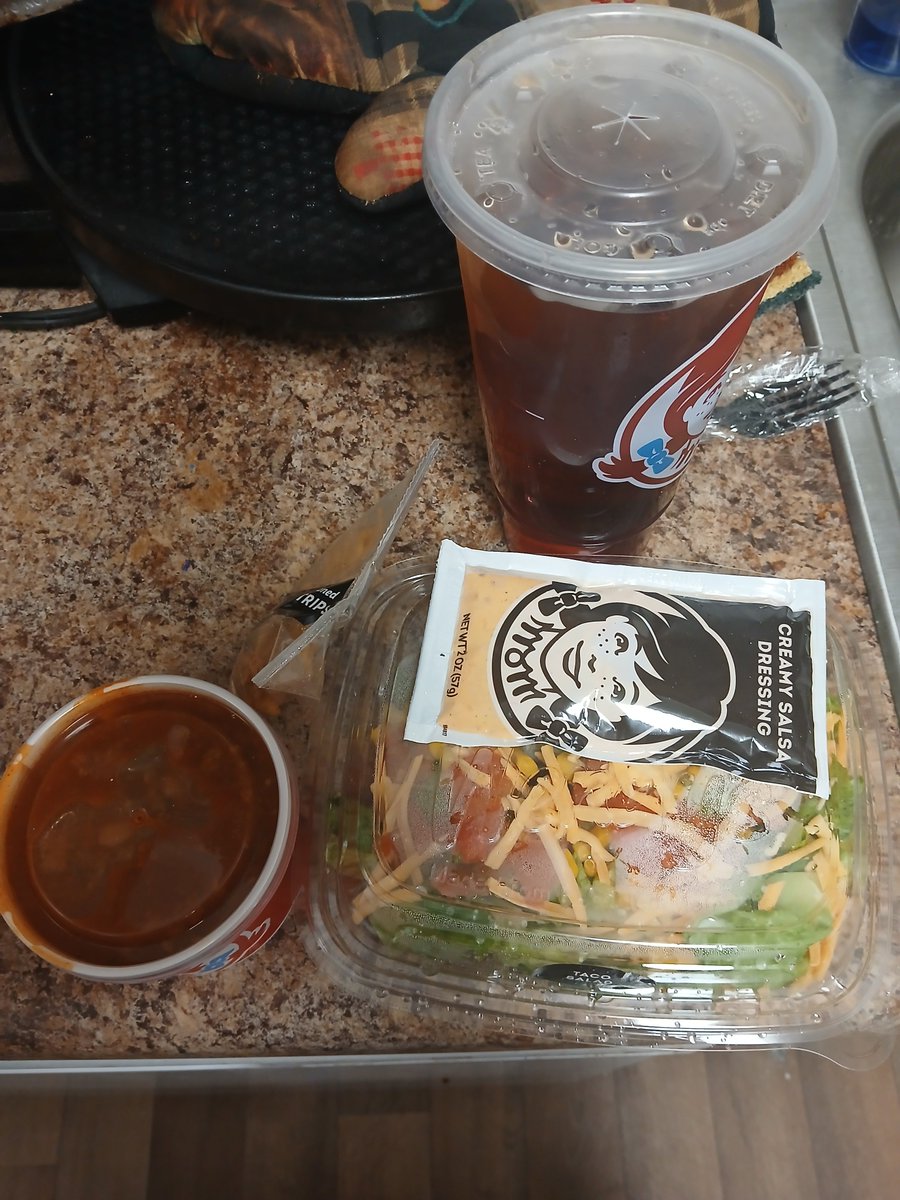 Michael Vain tweet media