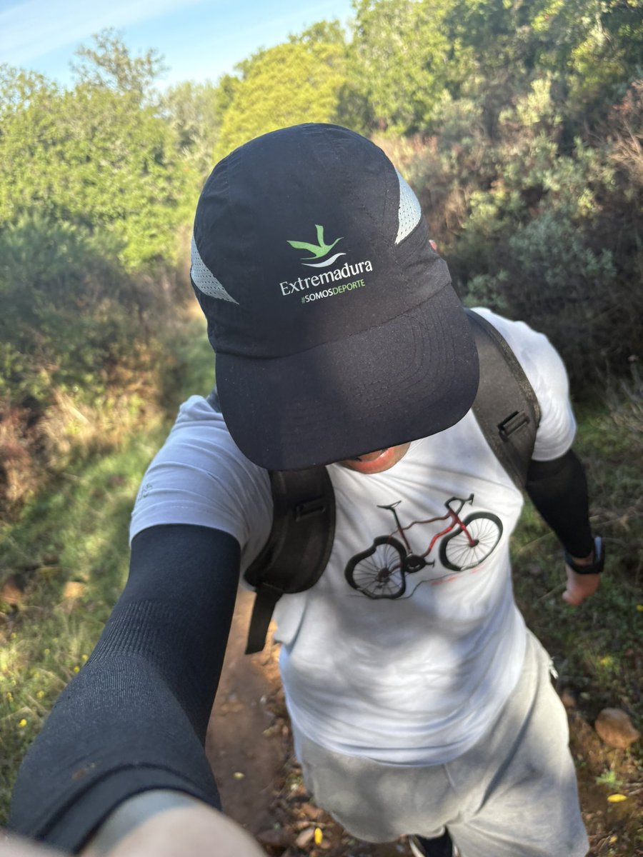 Día diferente por la montaña cerca de casa 📉🫶🏻

Vamos a por el 2026 ❤️