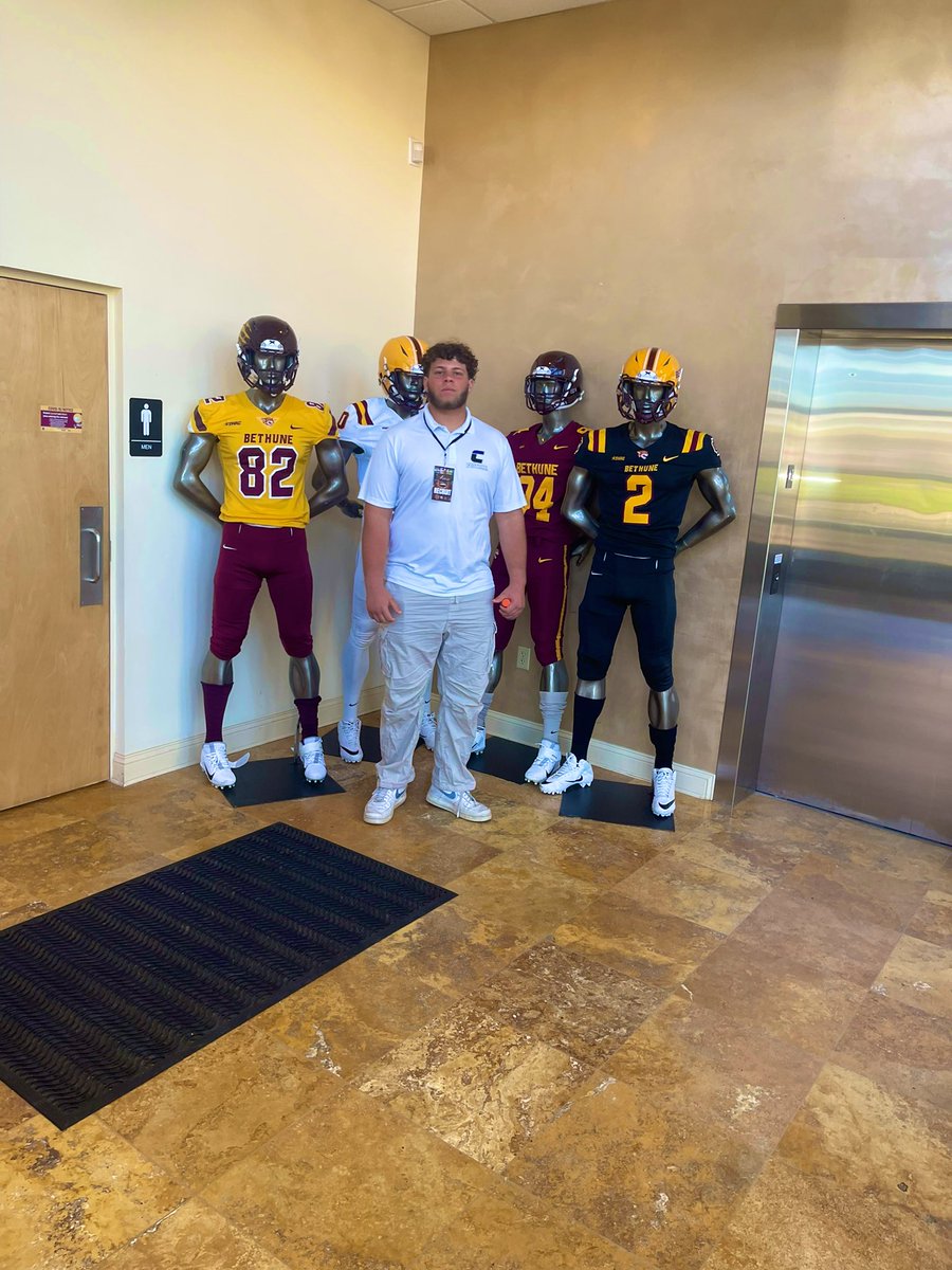 Much appreciation to <a href="/BCUGridiron/">🏈 Bethune-Cookman Football</a> and <a href="/BCUAthletics/">Bethune-Cookman Athletics</a> for having me come out to their game as a recruit. I was blessed to meet some great staff members such as the O-Line Coach <a href="/B_Wash72/">Coach Wash</a>