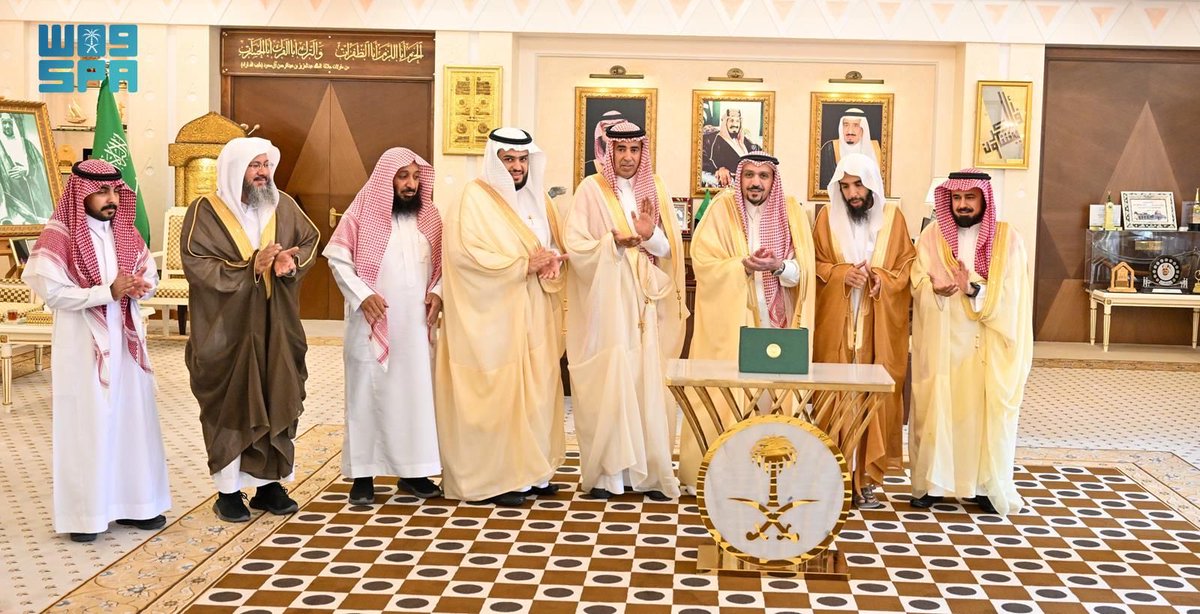أسرة آل خضير tweet media