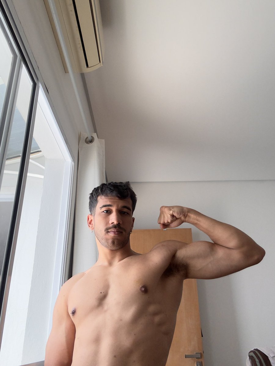 https_caio_'s tweet image. oi né 🙄