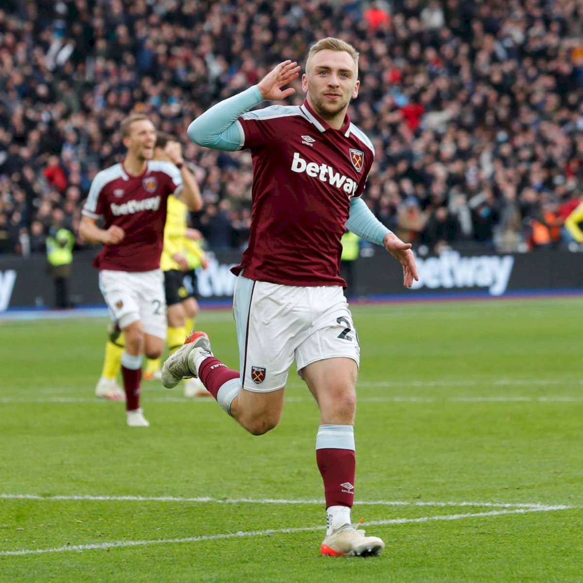 Goattcapper's tweet image. Jared Bowen ATG +330