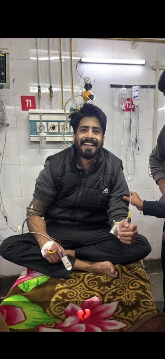 Tragic News: Young Intern Doctor Dies on Duty at SKIMS, #Srinagar

In a deeply heartbreaking incident, an young intern doctor from SKIMS, just months away from beginning his post-graduation, lost his life after contracting an infection while serving patients on duty.

He stood on