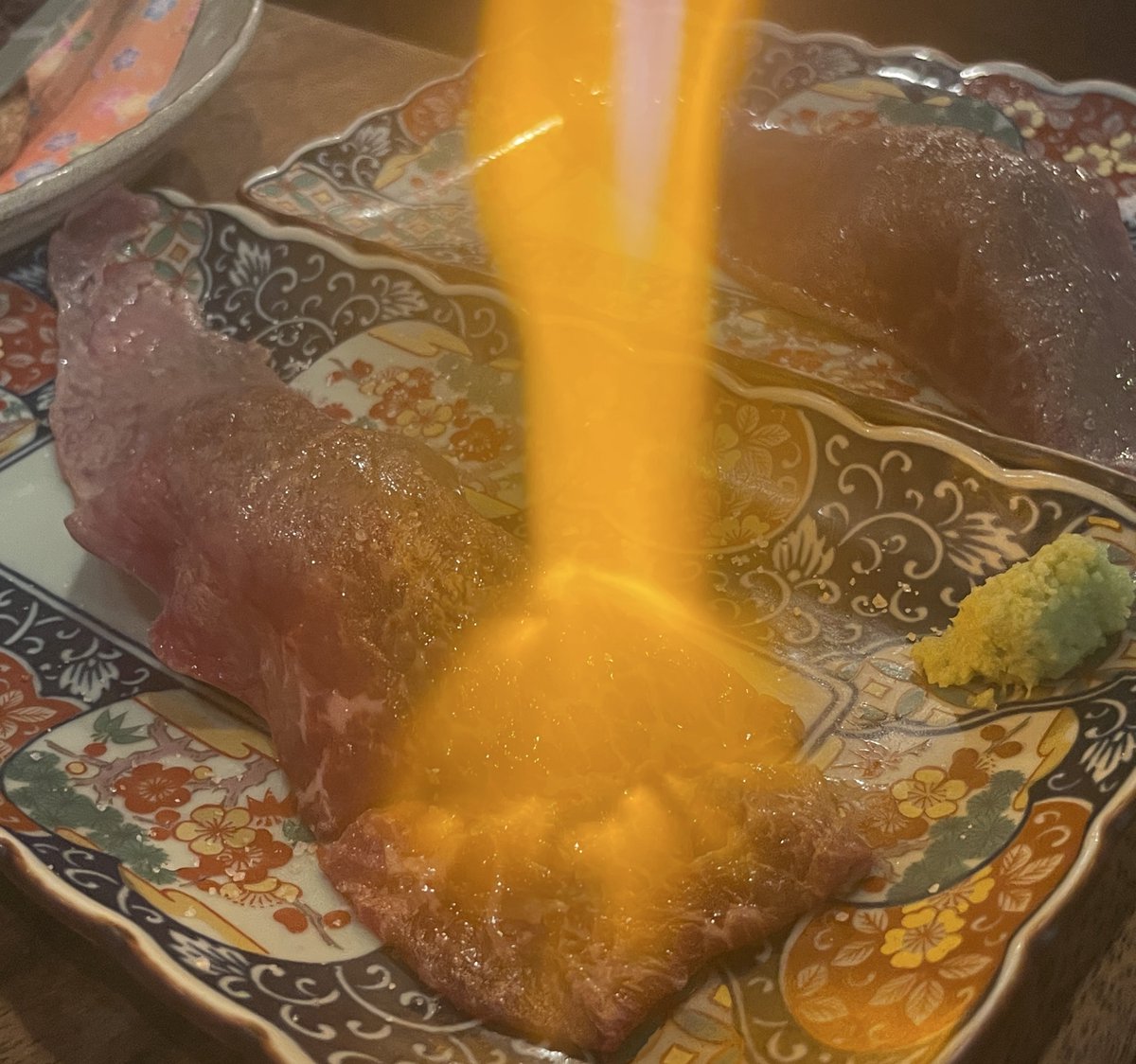 肉を炙る炎の美しさ…無加工……🤤🤤🔥