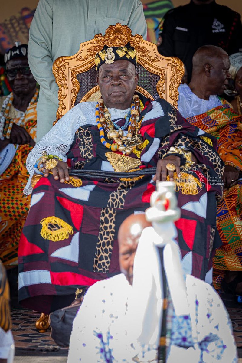GTV_Ghana's tweet photo. 📸In pictures: Togbe Sri III, the Awoamefia of Anlo State at the Hogbetsotso Za

He ascended the throne in 2007, continuing a royal lineage that dates back centuries. As the Awoamefia of the Anlo-Ewe people, his reign has been marked by a deep commitment to peace, development, and cultural revival #HogbetsotsoZa
#EweCulture