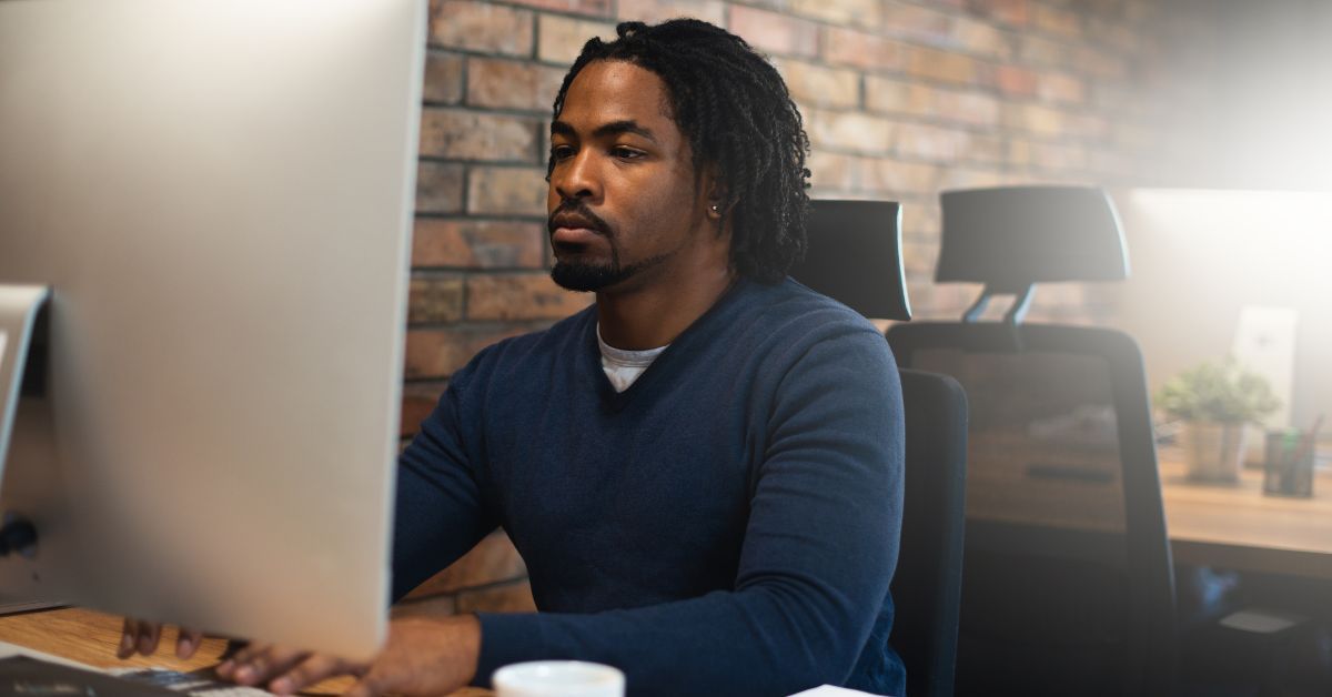 hirevouch's tweet image. Our client is seeking a #DesktopSupportSpecialist to join their team. The successful candidate will provide advanced troubleshooting and resolution for complex software and hardware issues. bit.ly/3WiFUnl #womenintech #TechTO #hireVouch