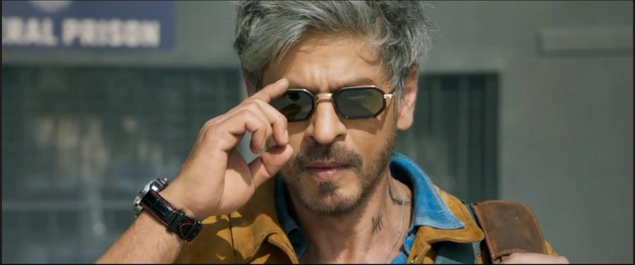 kaushal_tr18's tweet photo. Happy Birthday King The OG @iamsrk 😻💖
Wishing you good health, peace, and lots of happiness. You keep inspiring us with your kindness, words, and timeless charm.

#HappyBirthdaySrk 
#King https://t.co/3StsqOD6mv
