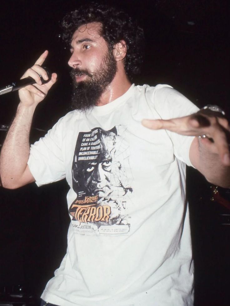 reiinyaa's tweet image. YOURE SICK IF YOU FIND THIS ATTRACTIVE