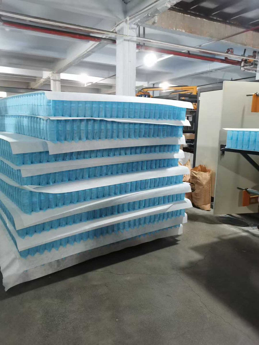 LowBenson1's tweet image. Each pocket spring must be strong enough which it is an important role for the weight capacity of the mattress. #mattress #pocketspringmattress #springmattress #mattresses