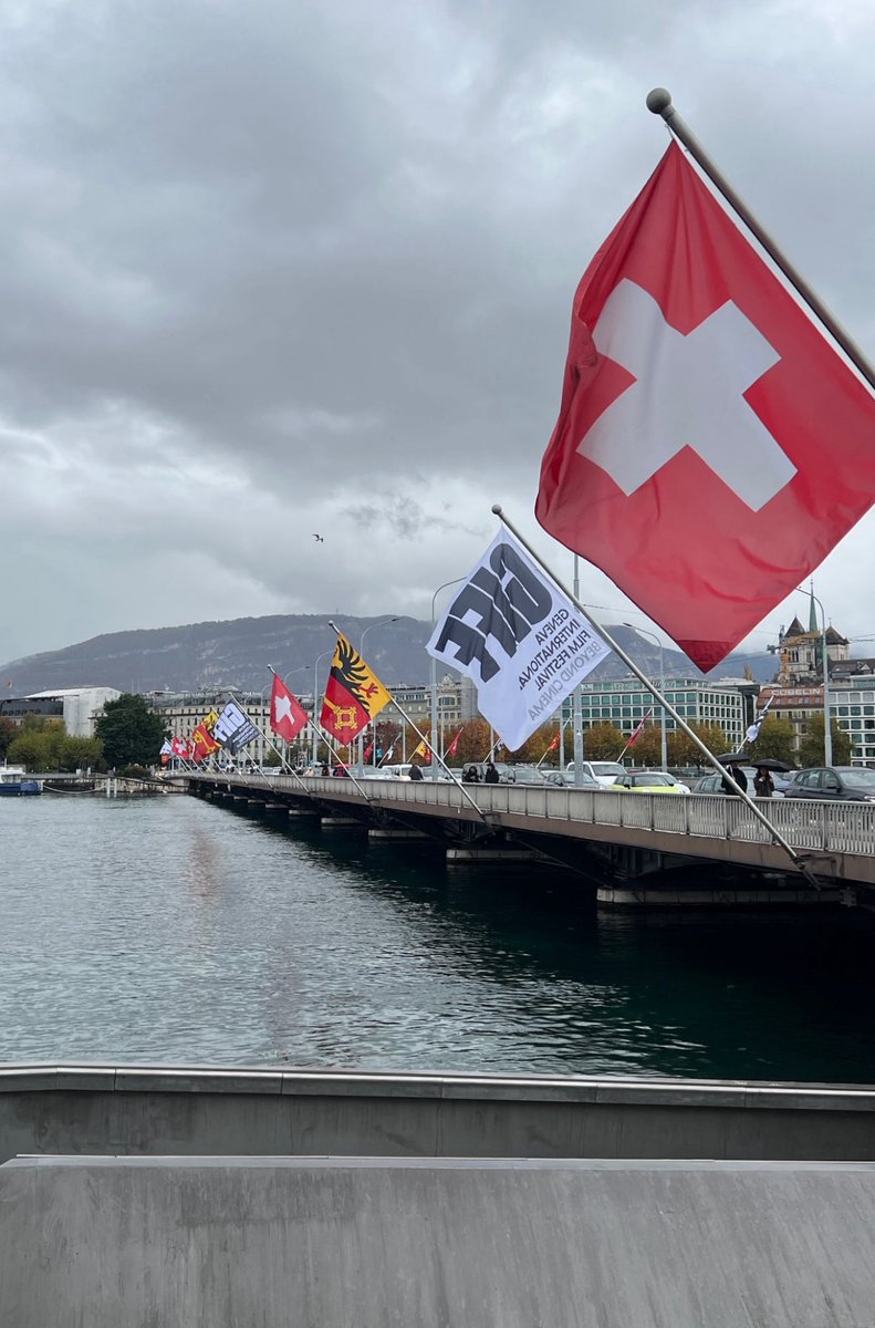 ezeryalcin's tweet image. Yurtdışında bir hisse 500 kat yapınca normal bizim piyasada yapınca anormal mi oluyor?
Bunlar yıllardır #Eregli #Tuprs gibi yıllardır yerinde sayan hisseleri size öneren sonrada paranızı çöp eden kesim..
Bunların musluklarını kestik...
Bunlardan tavsiye alan iş adamları şimdi…