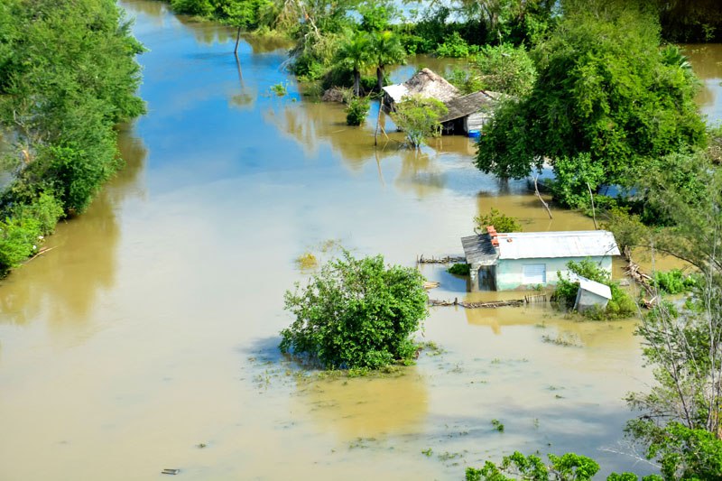 💬🇨🇺 || En la memoria de Holguín quedará el paso de Melissa

🌀Cuando los holguineros sintieron los vientos del ojo del huracán Melissa, con velocidades superiores a los 180 km/h, rememoraron experiencias de antiguos eventos  — Flora (1963), Ike (2008), Sandy (2012).