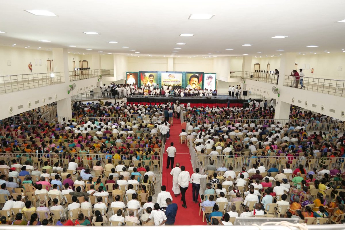 cmprakashsathya's tweet image. வேளச்சேரி கிழக்கு பகுதி செயல் வீரர்கள் கூட்டம் மிகச் சிறப்பாக நடைபெற்றது... #Masubramanian #TNHealthminister #DMK4TN 
@mkstalin @Subramanian_ma