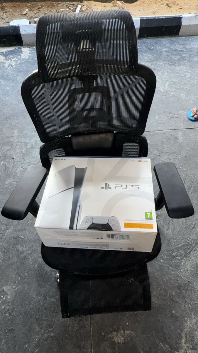 I know the question lingering in everyone's mind is: Why should I use <a href="/lute/">LUTE</a>?

Here are a few key answers:

Unlike traditional social platforms where your engagement only enriches the app, Lute turns the tables your posts, replies, and shares directly fuel your own growth and