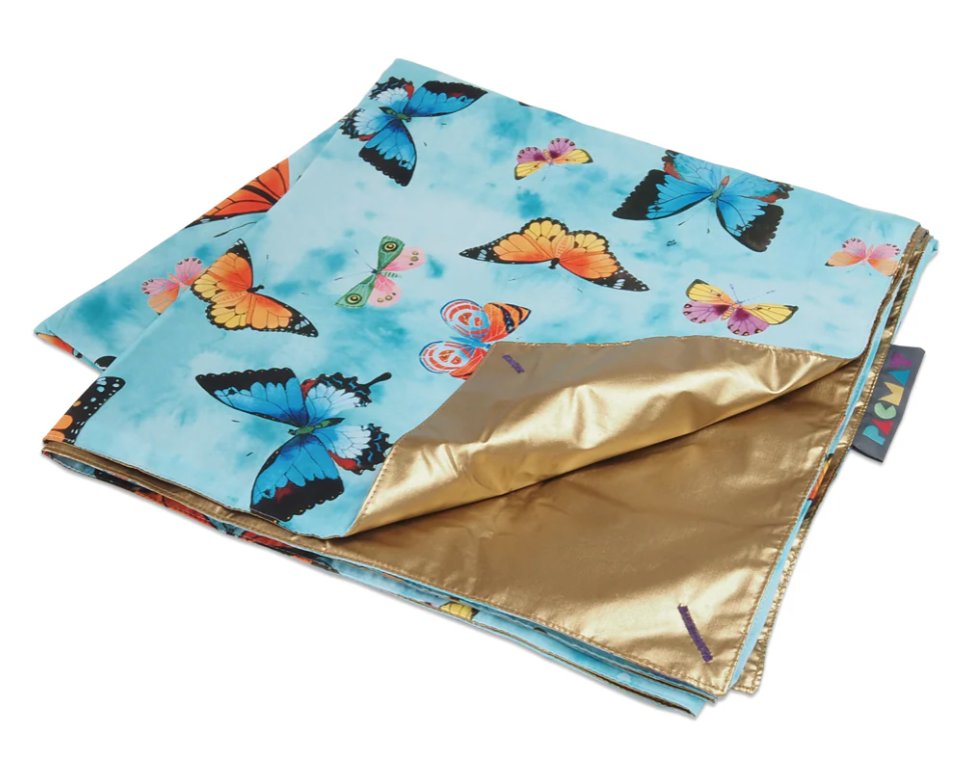 The Butterflies gold Family PACMAT is back in stock.
rubbastuff.com/products/butte…

Butterflies print created from artwork by Gabby Malpas

#art #picnic #giftidea #ourdoorpeople #butterflies #Butterfly #Butterflyprint #artwork