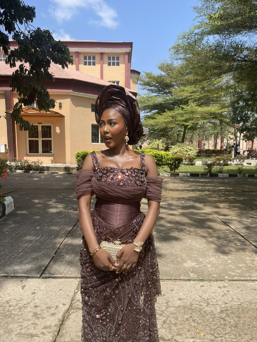 titilayo tweet media