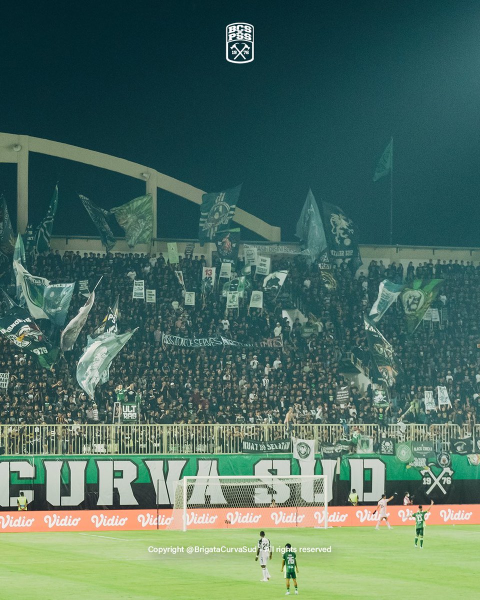 BCSxPSS_1976's tweet photo. Week 8, masih tangguh di atas. Jangan lengah, jangan ngalah, sapu bersih laga-laga selanjutnya! Kami masih disini dan tetap di sini. 90 minutes for us, a lifetime support for you. PSS SLEMAN ALE! @PSSleman 💥 https://t.co/Tm9YUIMOYg