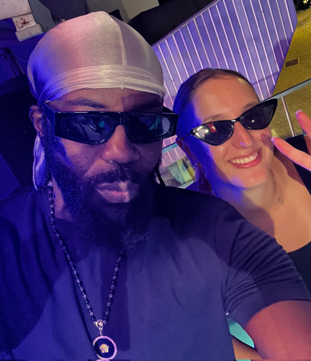 AeroPryme1's tweet image. Don’t fake it to fit in. Be real, stay grounded, and let your work speak louder than your words. 🚀
#AuthenticVibes #SelfBelief #WorkHardDreamBig #SuccessMindset #GrindMode