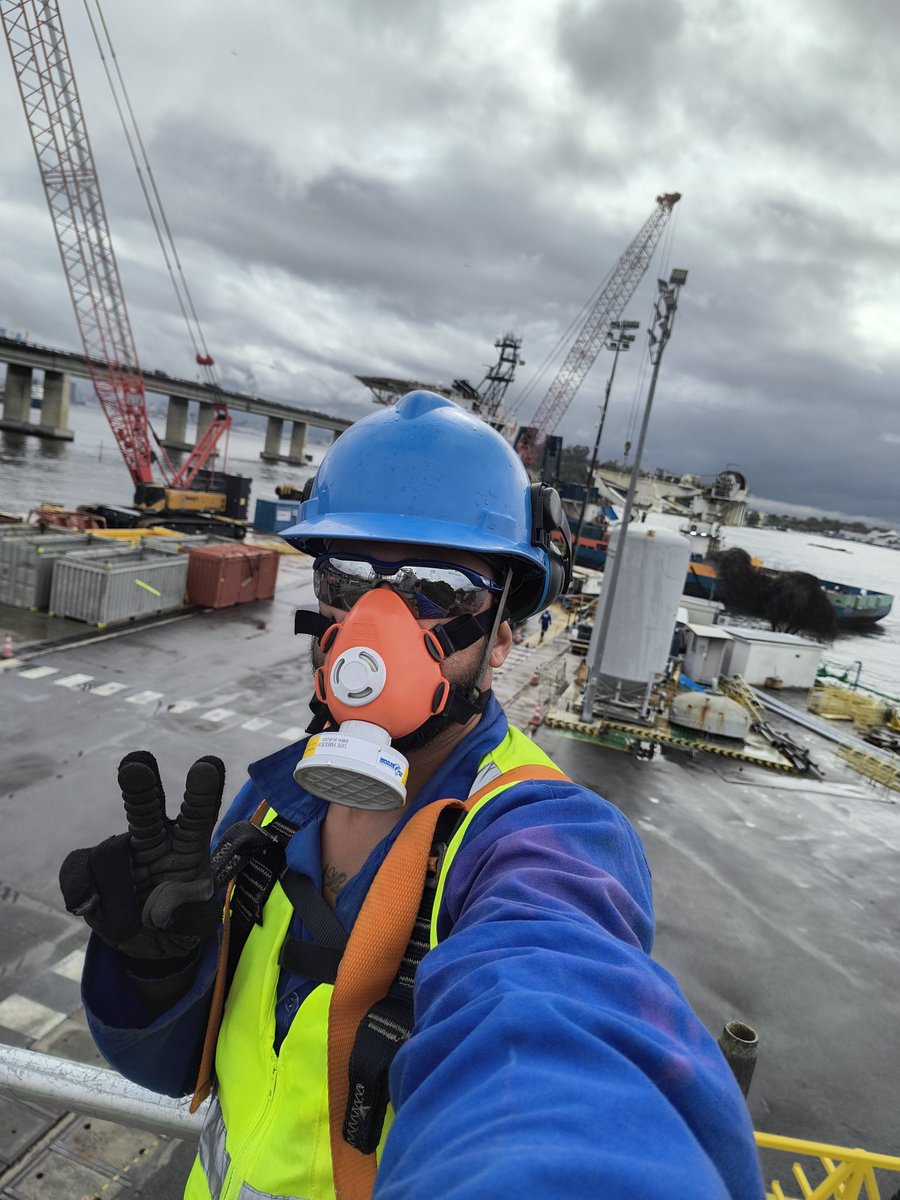 vttorvic_'s tweet photo. Tudo tem seu tempo. Hoje sonhamos , amanhã realizamos.🙏🏼🚢🏗️⛓️🛠️ https://t.co/v4nlzQXhrs