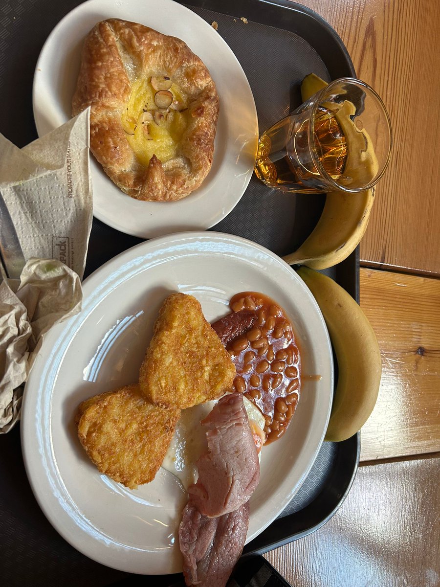 Emerald_nerd's tweet image. Hello November