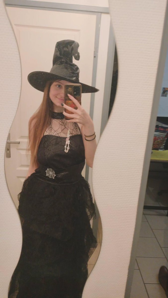 AnaL39753296's tweet image. #LGBTQIAEndOfHalloween