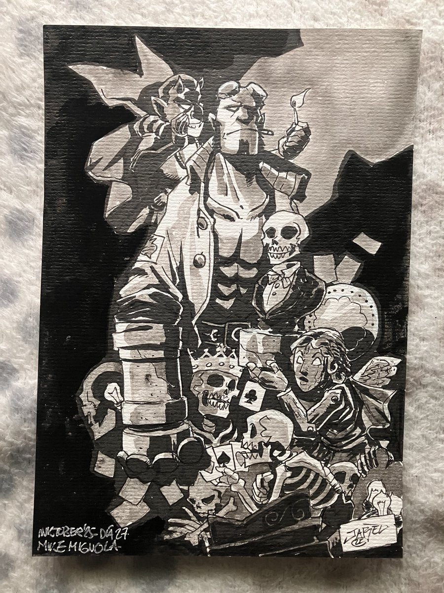 #Inktober2025: autores que me formaron como dibujante.
Lo veas de cerca o a un millón de kilómetros, el arte de <a href="/artofmmignola/">Mike Mignola</a> es 100% reconocible e icónico. Un maestro de las sombras y la narrativa que siempre se agradece leer de nuevo.