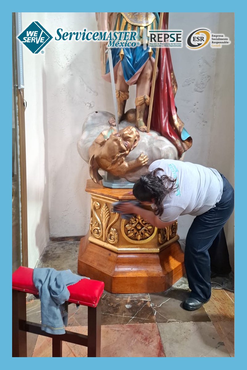 ServiceMasterM7's tweet image. ¡Nuestra misión va más allá de un servicio! 💚 Hoy, nuestros colaboradores decidieron unirse a la jornada voluntaria de limpieza para el Templo de San Francisco en la #CDMX  👷🧹🚰

#ESR  #Limpieza  #servicemastermexico  #cuidemoselplaneta