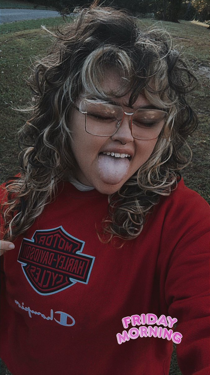 _emahuerta's tweet photo. Just a reminder that I’m fine 😘 https://t.co/3WEUXSflBg