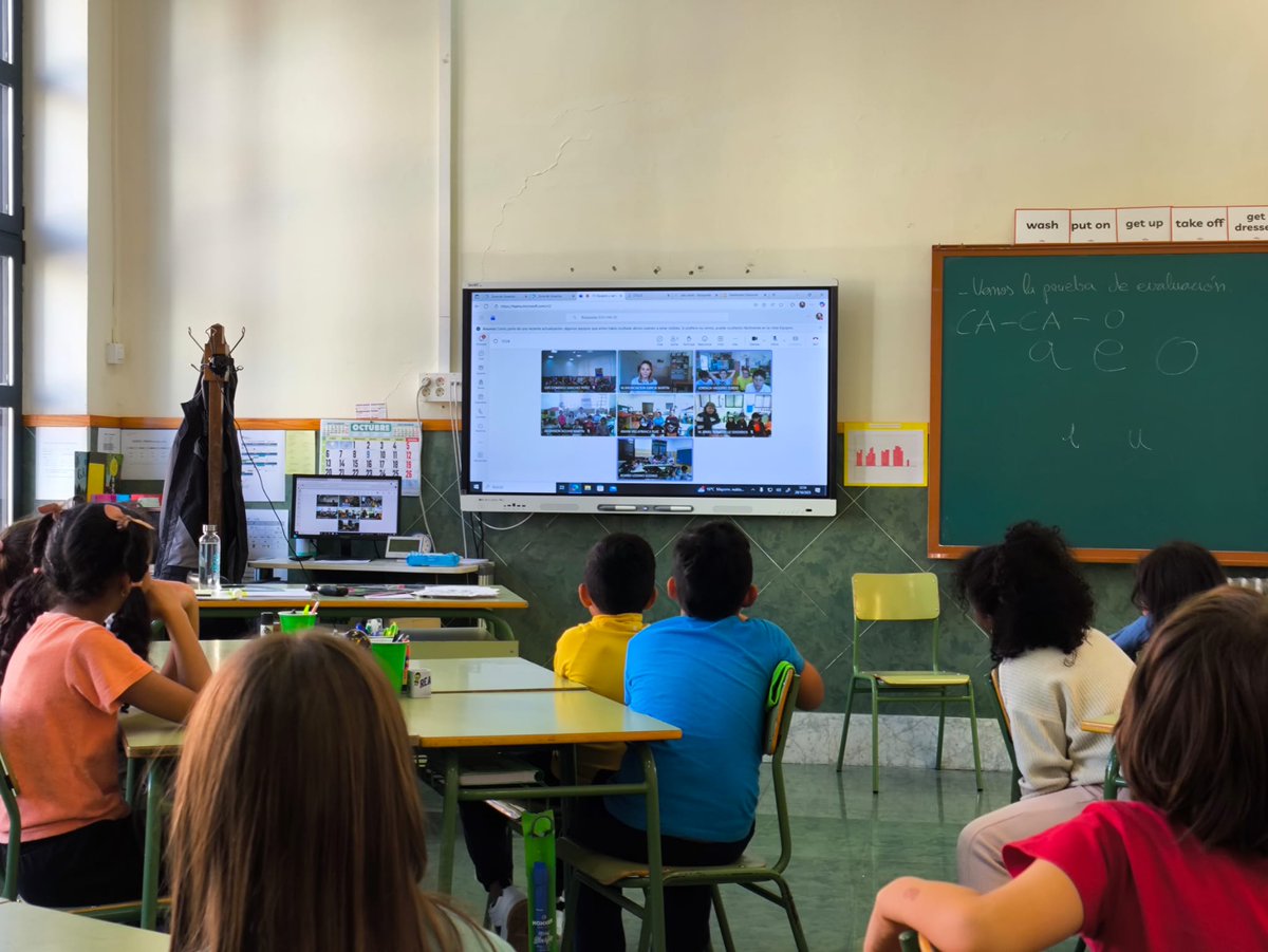 S_Jose_Calasanz's tweet image. 💻🤝 Experiencias rural-urbanas 😉  
Los alumnos de *4º* del CEIP San José de Calasanz se conectan con sus compañeros del *C.R.A. Tierras de Sayago* para aprender y compartir juntos.  
Convivencia entre zonas rurales y urbanas.
#EducaciónConectada
#CRATierrasdeSayago