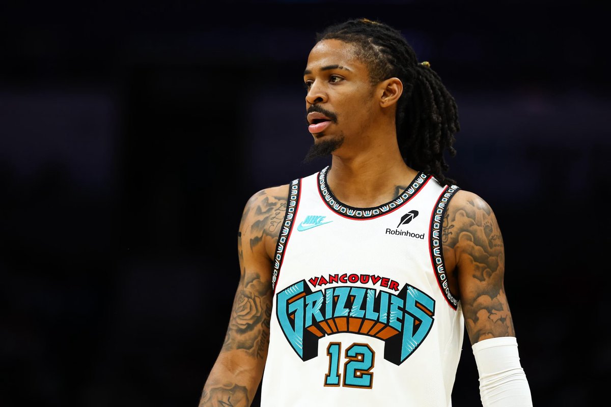 nbastuff331's tweet photo. Teams around the league are reportedly monitoring Ja Morant’s relationship with the Grizzlies

Via @ShamsCharania https://t.co/xdCg32UBPt