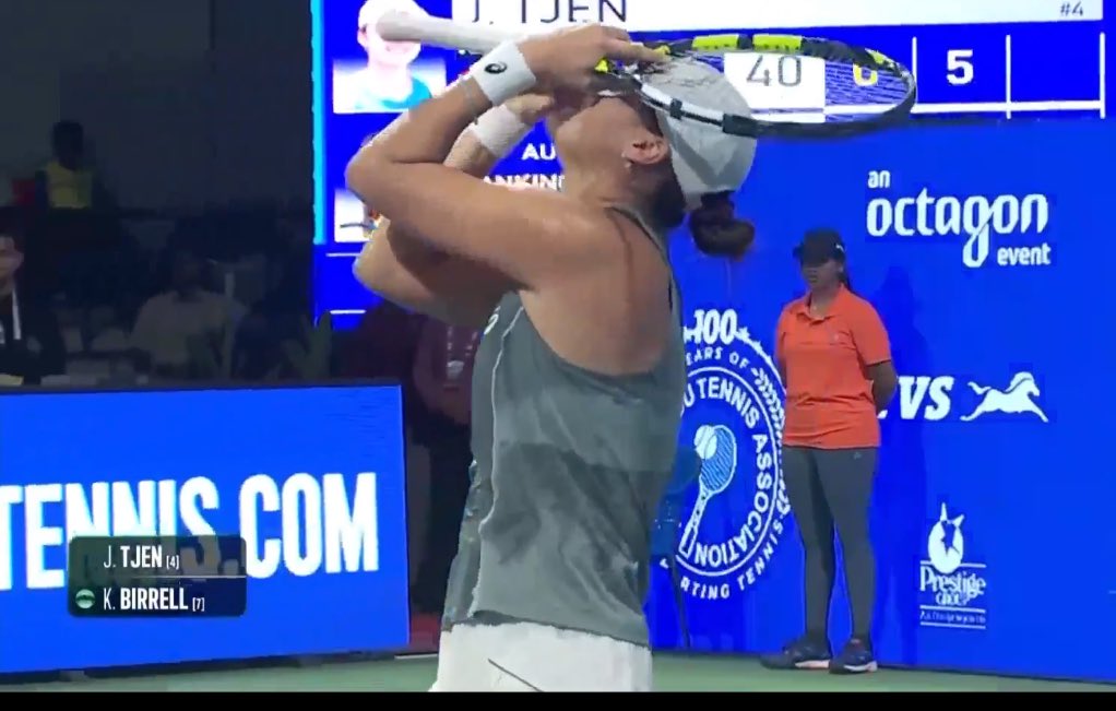 Janice Tjen wins her maiden WTA title in Chennai defeating Kimberly Birrell 6-4, 6-3.

1st Indonesian to win a singles title since Angelique Widjaja in 2022.

Ranked 580 this time last year, she’s now up to No.53 in live rankings.

Tjen in 2025: 

6 ITF 🏆

125K 🏆

WTA 250🏆