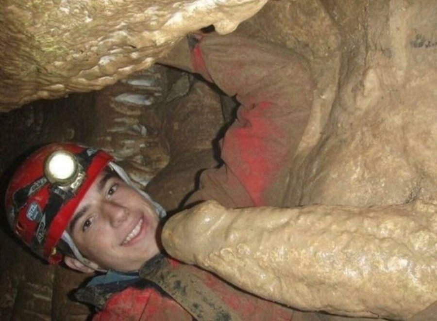 tom_djdj's tweet image. Le gosse de Lana Rhoades pendant 9 mois :