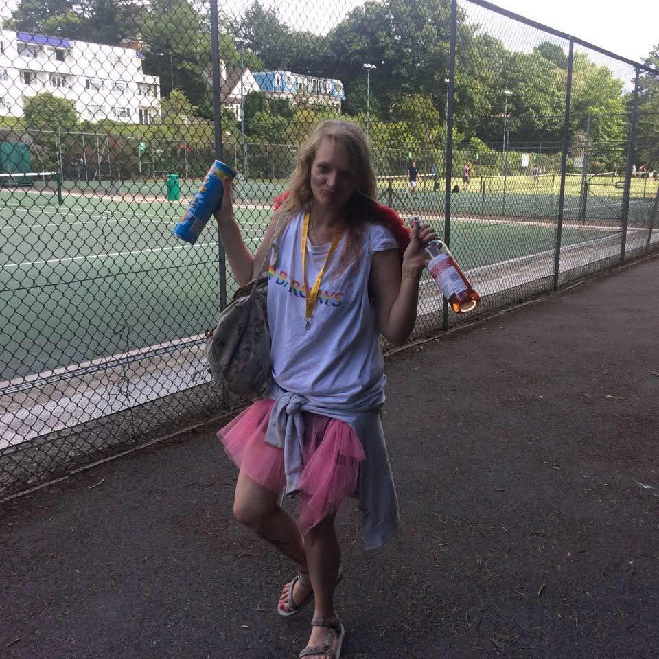 YorkieBarMilfsBack tweet media